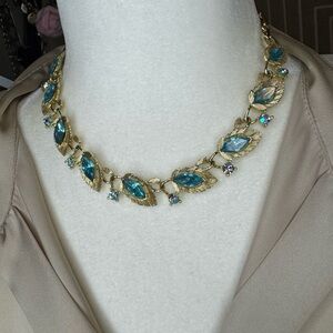 Vintage lisner preowned necklace